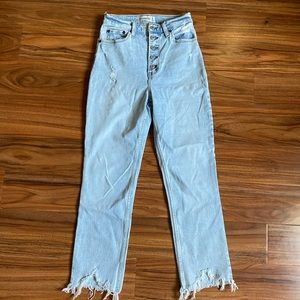 A&F Curve Love Ultra High Rise Ankle Straight Jean